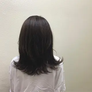 ミディアム ヘアアレンジ 切りっぱなしヘアボブ ミディアムヘアRYOのヘアスタイル