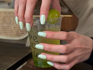 ミディアム Atelier nail salonのネイルデザイン