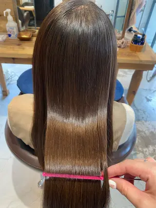 ロング diar／Saori 透明感カラー🤍のヘアスタイル