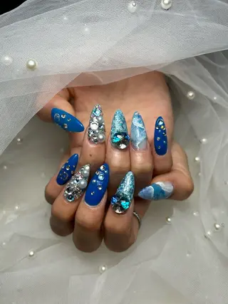 ネイル ✴︎ Delightのネイルデザイン