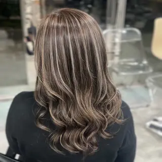 セミロング さえ 大宮/ハイライトのヘアスタイル