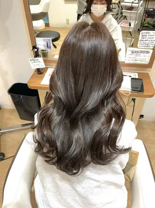 ミディアム 畑中康志 美髪矯正/ハイトーンのヘアスタイル