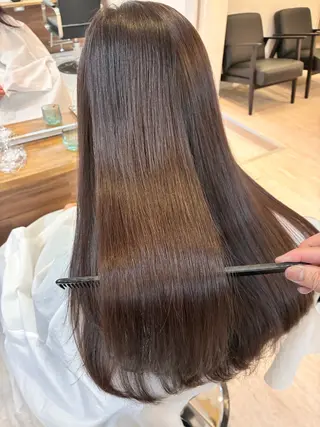 セミロング カラー 池袋髪質改善Tone byCharaのヘアスタイル