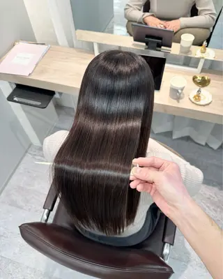 ロング 🫧岡野/透明感🍃 /髪質改善🫧のヘアスタイル
