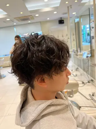 パーマ メンズ melca. Amiのマツエク・マツパデザイン