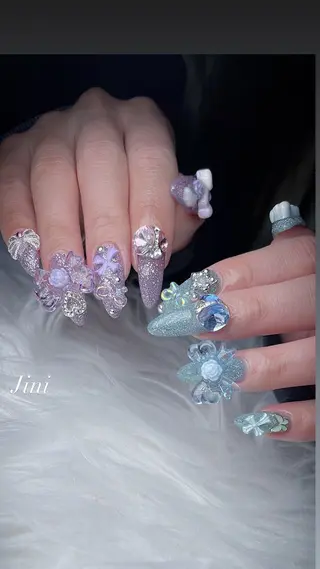 ネイル JINI NAIL所属・ジニ ネイルのネイルデザイン