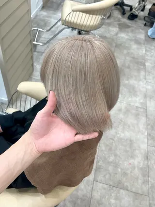 ショート カラー 廣庭 勇人のヘアスタイル