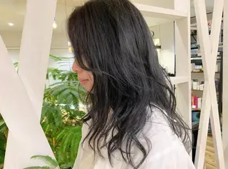 ロング 平居 リサのヘアスタイル