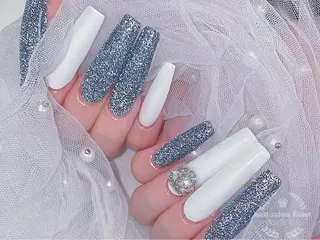 ネイル ネイルサロンエクラ 🫧Shizukaのネイルデザイン