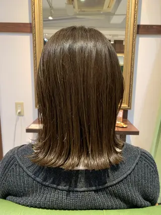 ミディアム newi saLyu 片岡ふきのヘアスタイル