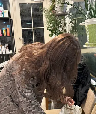 セミロング カラー じゅわっと暖色カラー 🍊Moemiのヘアスタイル