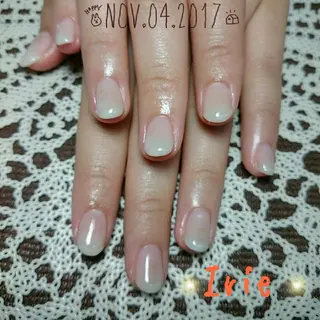 カラー パーマ ヘアアレンジ メンズ キッズ ネイル 與儀 知佳のネイルデザイン