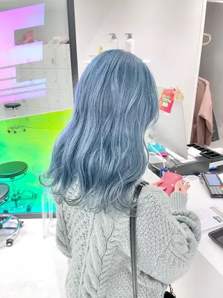 ミディアム カラー 🤍💕ブリーチカラ ーAyaka💕🤍のヘアスタイル