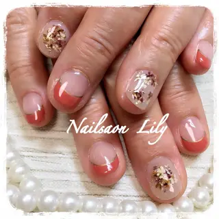ネイル Lily*nail 🌻Mii🌻のネイルデザイン