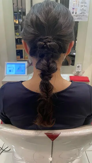 ヘアアレンジ 🎨 SHIORI🥀のヘアスタイル