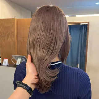 セミロング カラー パーマ ヘアアレンジ メンズ キッズ ネイル マツエク・マツパ アイブロウ 前川 朋香のヘアスタイル