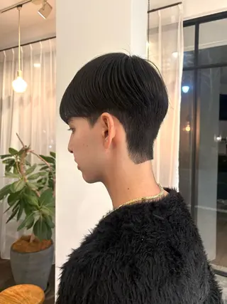 ショート 西野 優夏のヘアスタイル