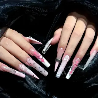 ネイル Mika Nails 心斎橋のネイルデザイン