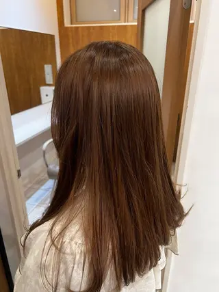 ミディアム カラー コバヤシ ユメのヘアスタイル