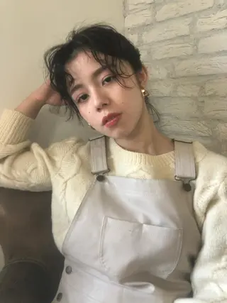 ミディアム ヘアアレンジ 大人girly🛋️ 🤍yukakoのヘアスタイル