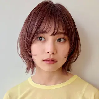 ショート カラー あやめ【顔まわり/レ イヤー/柔らかカラ】のヘアスタイル