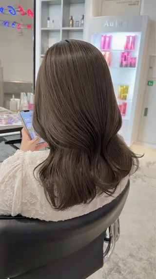 セミロング カラー ヘアアレンジ メンズ 艶髪 🦋CON🦋のヘアスタイル