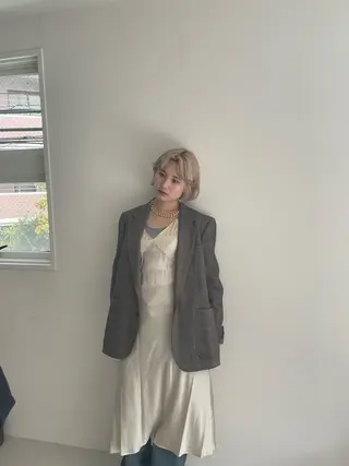 ショート ハイトーンカラー 優海のヘアスタイル