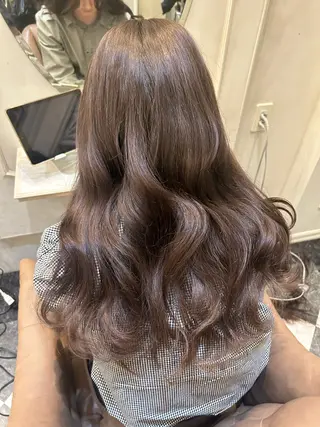 ロング カラー ゆう🫧 透明感/ハイトーンのヘアスタイル