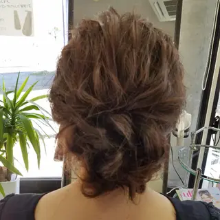 セミロング ヘアアレンジ imaizumi takuyaのヘアスタイル