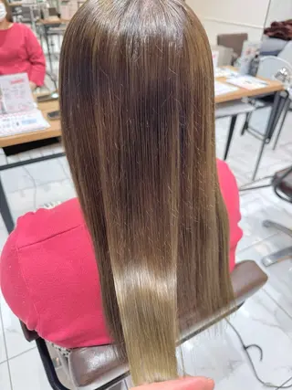 カラー 八木菜美 似合わせ/ニュアンスのヘアスタイル