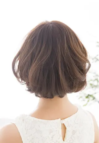 ショート カラー Seventh Senseのヘアスタイル