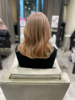 ミディアム カラー 🦋美髪／エクステ 🦋アベイクミのヘアスタイル