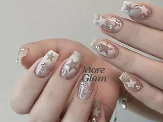 ネイル MoreGlam Nailsのネイルデザイン