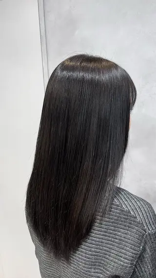 ロング 透明感カラー🕊🤍 アサノ  マユのヘアスタイル