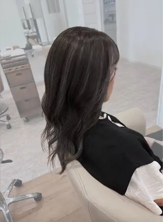 ロング un knownのヘアスタイル