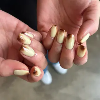 ネイル Yumi シンプルネイルのネイルデザイン