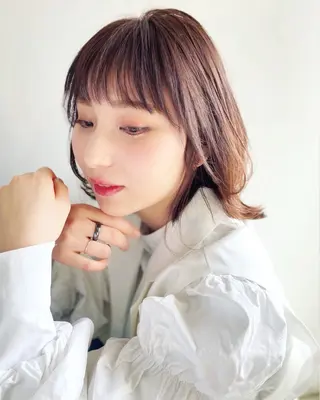 ミディアム 石川 理恵のヘアスタイル