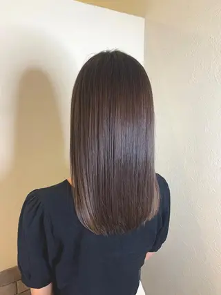 カラー 山本 鮎里のマツエク・マツパデザイン