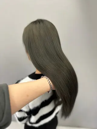 ロング カラー piLLon/ RYUKAのヘアスタイル