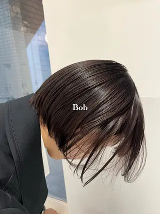 ショート カラー RINA🧤 デザインとボブのヘアスタイル