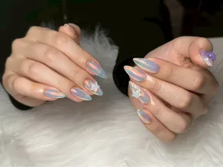 セミロング ビン アンのネイルデザイン