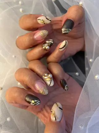 ネイル ✴︎ Delightのネイルデザイン