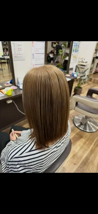 ミディアム 森 音遠のヘアスタイル