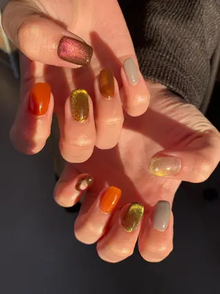 ミディアム カラー ネイル Nailsalon Calmeのネイルデザイン