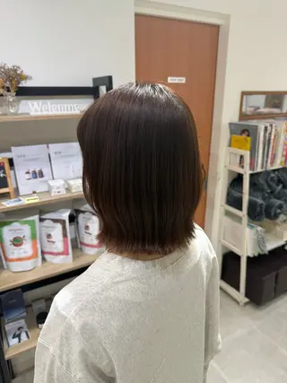 ミディアム 島 歩那のヘアスタイル