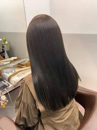ロング 薄田 珠美のヘアスタイル