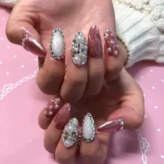 ミディアム ネイル 《LB》ラブリエ Nail&eyeのマツエク・マツパデザイン