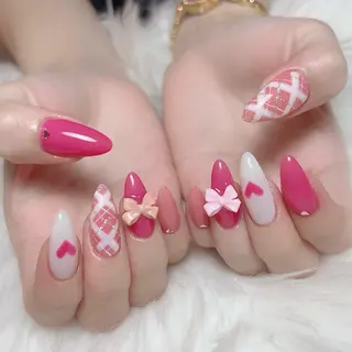 ネイル Nail salon EM（エム）諸星のネイルデザイン