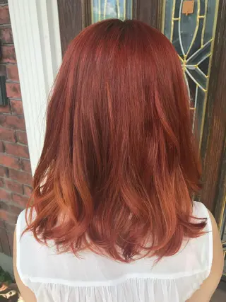 ロング カラー 山西 真琴のヘアスタイル