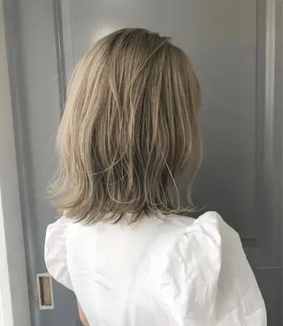 ミディアム カラー Pia ツボイ ケイタのヘアスタイル